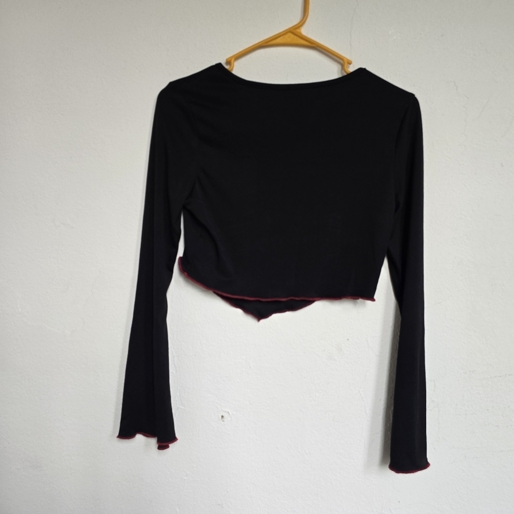 Black and Pink Y2K Flame Heart Long Sleeves Crop Top - Picture 8 of 8